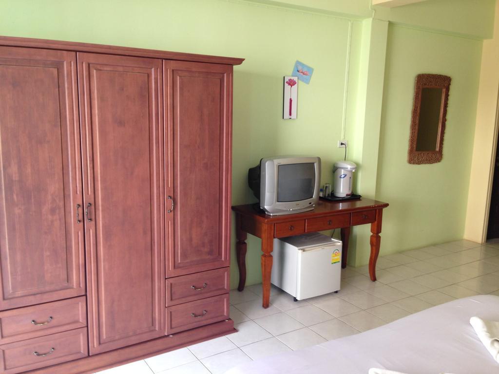 Patong Tropicoza旅舍 外观 照片